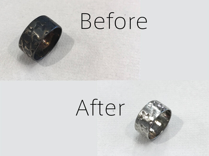 Let's clean a black discolored silver ring.