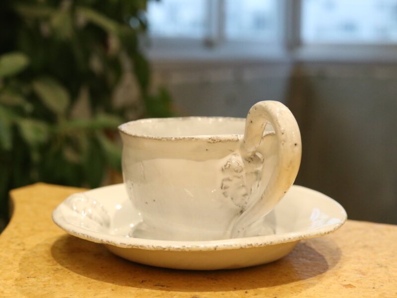 Teacups with simplicity but presence: a story of a craftsman's treasures