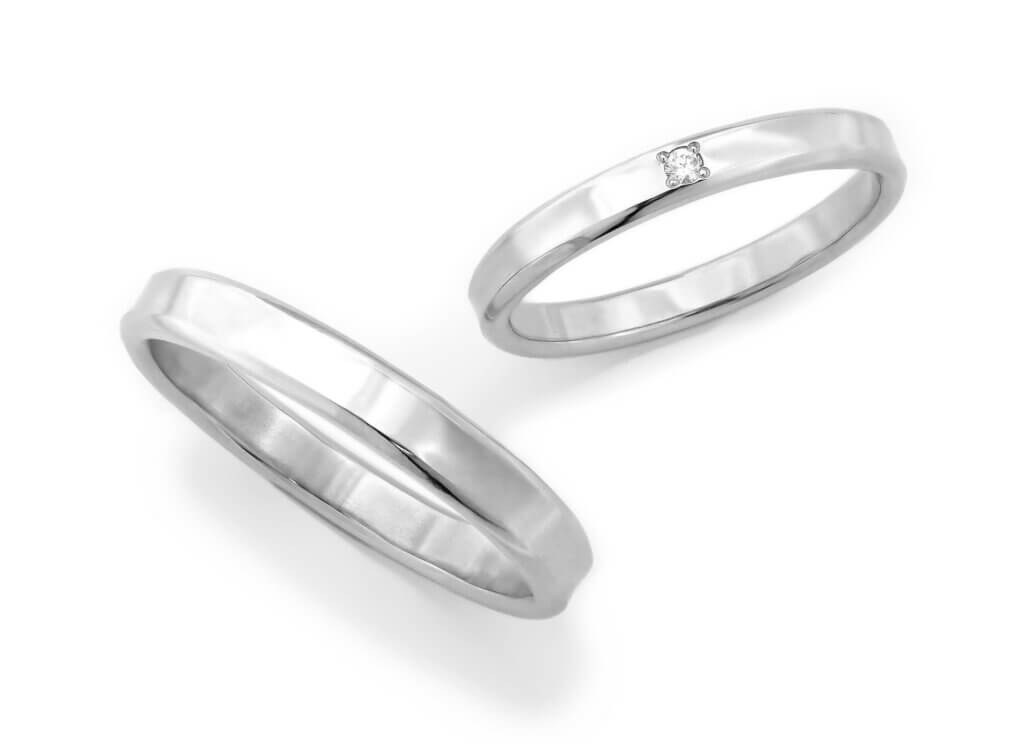 Loose curved wedding band