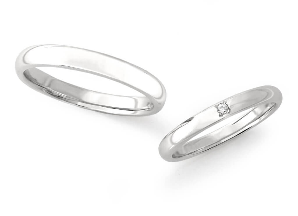 Oval platinum handmade wedding band