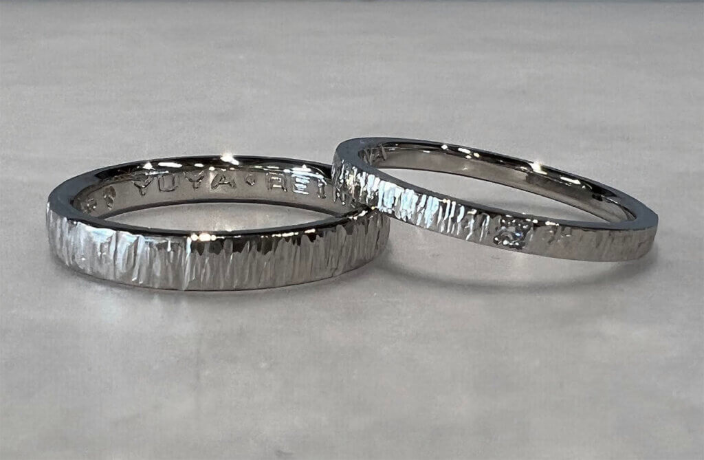 Foresta's handmade wedding rings in platinum