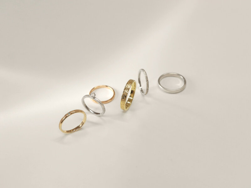 也建议在40、50和60岁时寻找和手工制作结婚戒指。