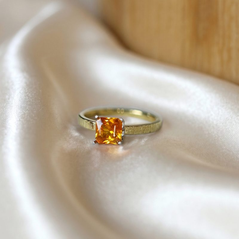 yellow sapphire