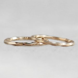 扭曲镜面和哑光