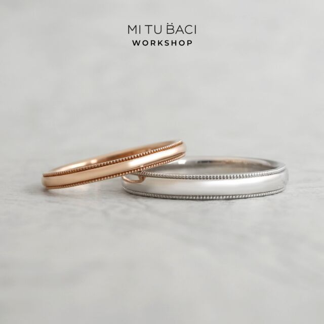 MITUBACIでは、お2人で制作する手作り結婚指輪でも、ミル打ち加工が可能です。
旋盤（せんばん）という機械を使い、形を整えてから、つぶつぶの装飾ををリングのふちに加工していきます。
機械を使う工程は職人がお手伝いいたしますが、その場合であっても当日お持ち帰りできます。  Add details like milgrain to your senban finish wedding rings! Watch your artisan as they work with the lathe machine and see your ring designs come to fruition up close!  #mitubaci #ミツバチ工房 #手作りワークショップ #手作り体験 #ワークショップ東京 #指輪作り #記念日プレゼント #ものづくり #指輪工房 #三軒茶屋 #tokyoworkshop #ringmaking #sangenjaya #手作り指輪 #手作り指輪工房  #シルバーアクセサリー #シルバーリング #milgrainring #マリッジリング